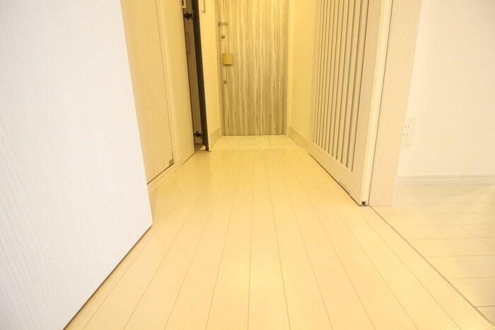 物件内観写真20　(廊下)