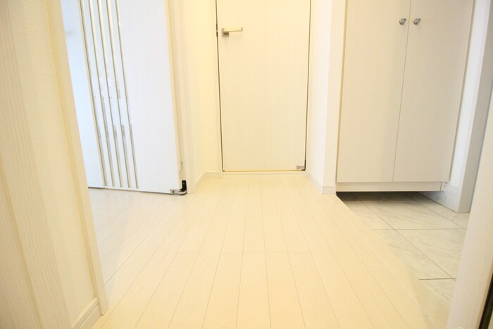 物件内観写真21　(廊下)