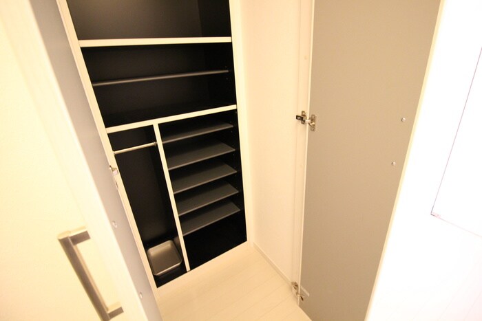 物件内観写真22　(靴箱)