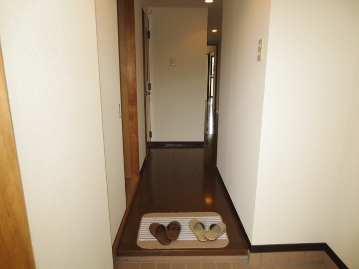 物件内観写真21　(玄関)
