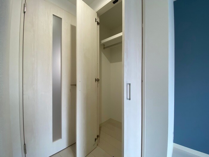 物件内観写真12　(収納)