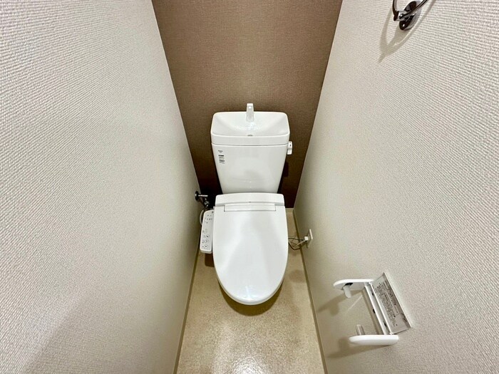 物件内観写真12　(トイレ)