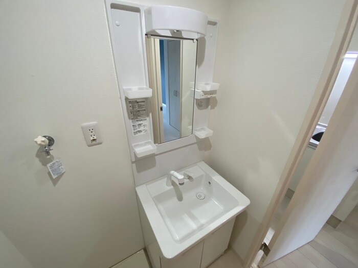 物件内観写真13　(洗面)