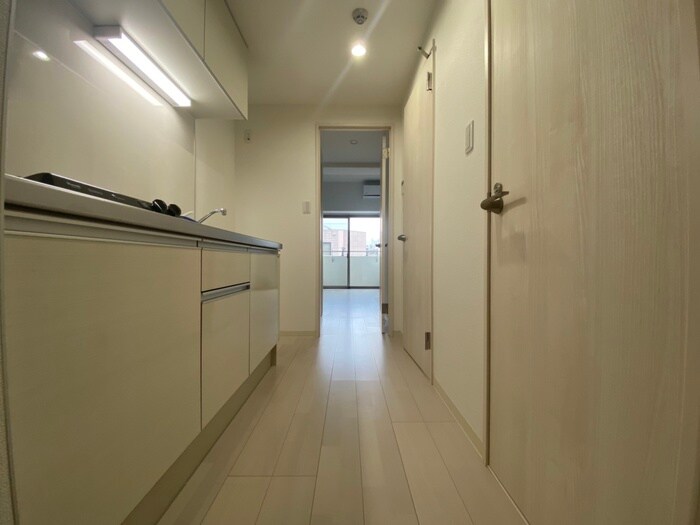 物件内観写真19　(廊下)