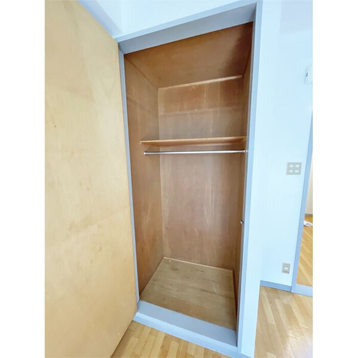 物件内観写真11　(収納)