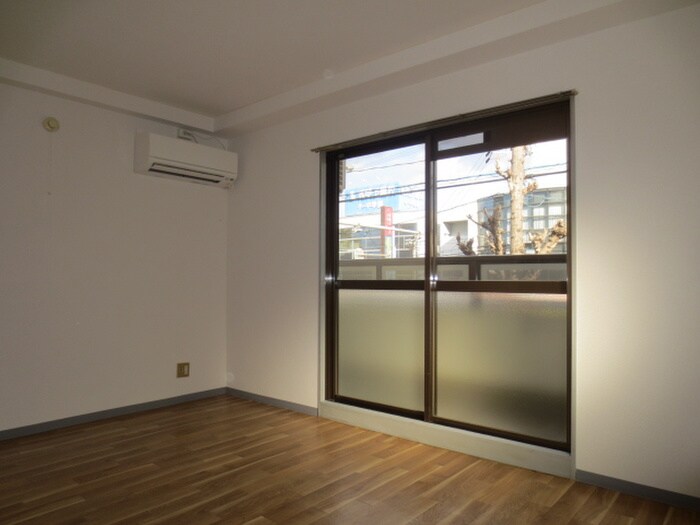 物件内観写真12　(居室)