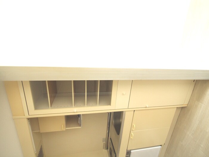 物件内観写真13　(収納)