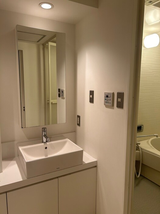 物件内観写真15　(洗面)