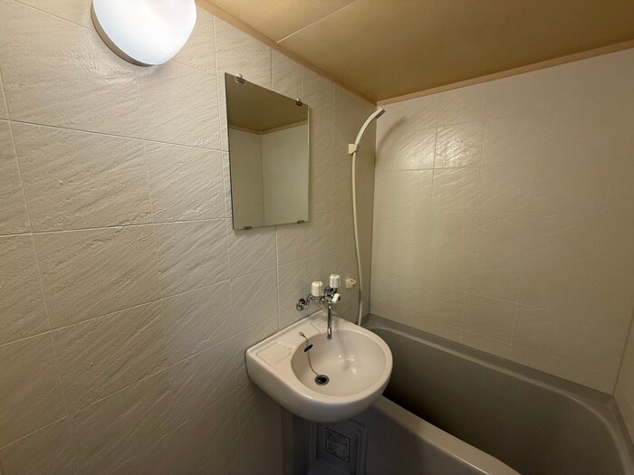 物件内観写真14　(洗面)