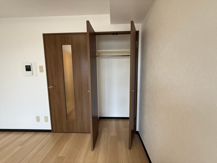 物件内観写真15　(収納)
