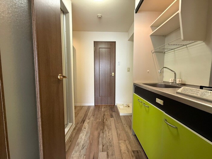 物件内観写真20　(廊下)