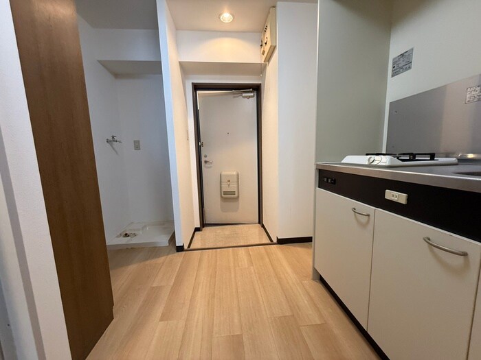 物件内観写真21　(廊下)