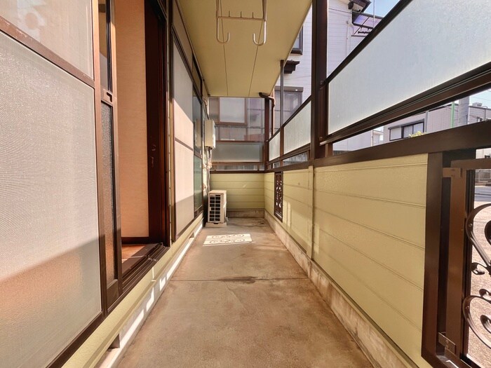 ヒルズロイヤルのベランダ・バルコニー