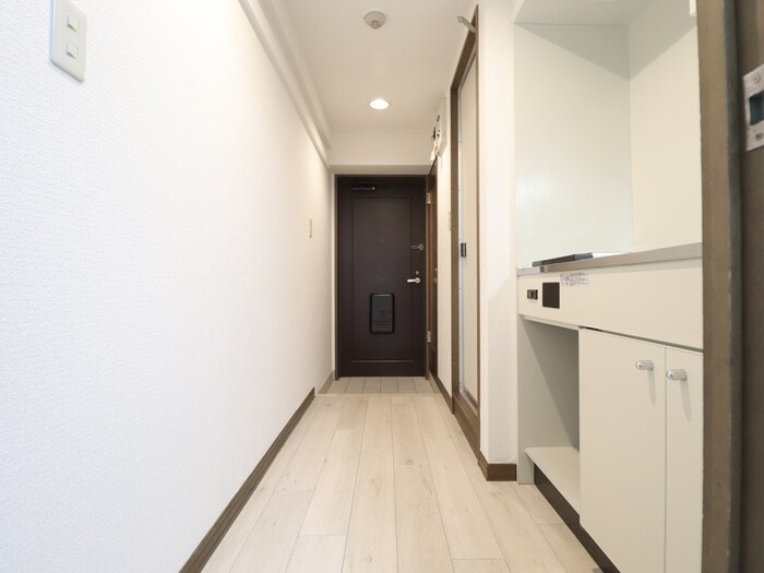 物件内観写真17　(廊下)
