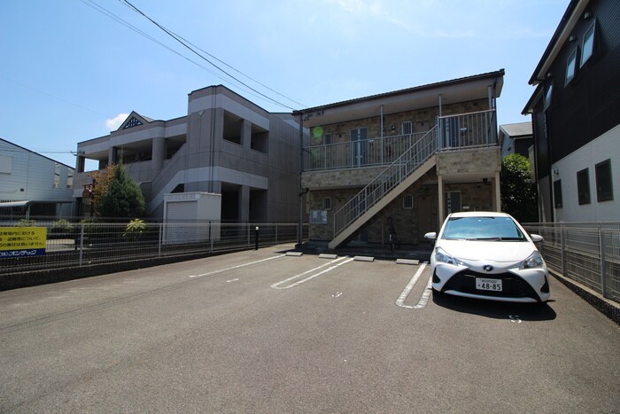 物件外観写真5　(外観写真)