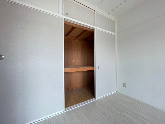 物件内観写真9　(収納)