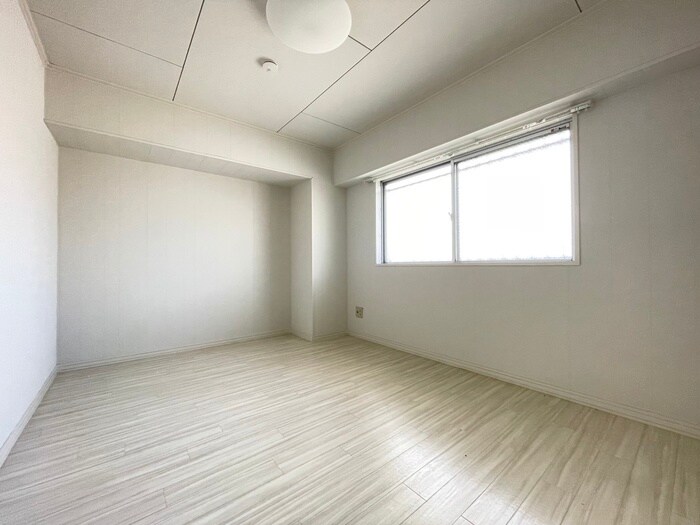 物件内観写真18　(居室)