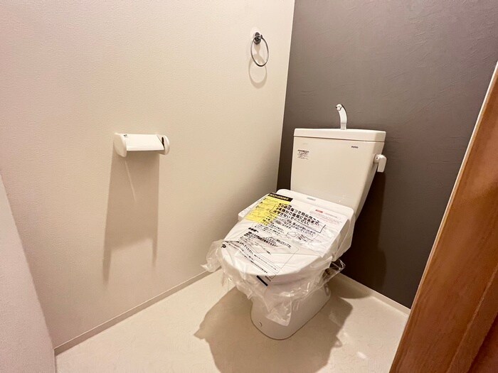 物件内観写真13　(トイレ)