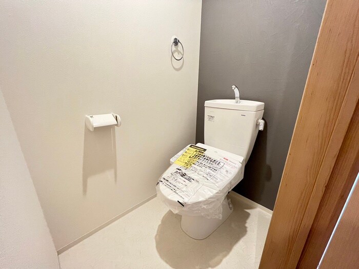 物件内観写真13　(トイレ)