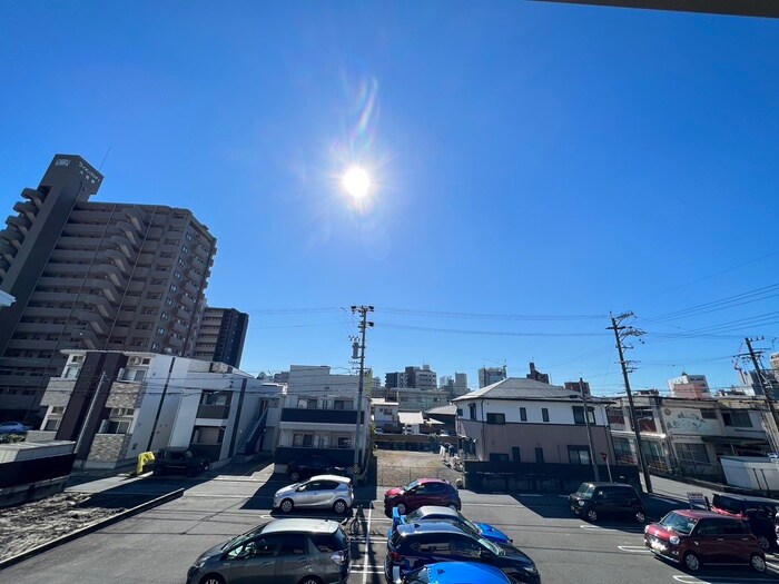 物件内観写真22　(室内からの展望)