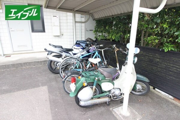 駐輪場