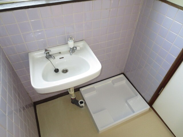 物件内観写真8　(洗面)