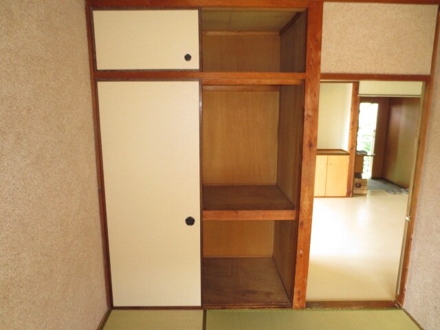 物件内観写真11　(収納)