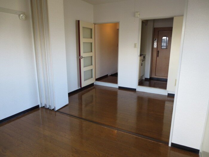 物件内観写真14　(居室)