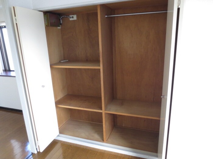 物件内観写真16　(収納)