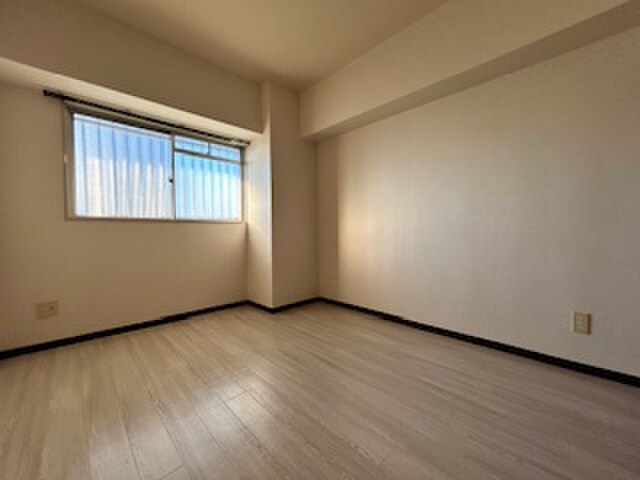 物件内観写真21　(居室)