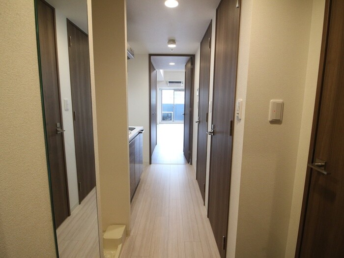 物件内観写真22　(廊下)