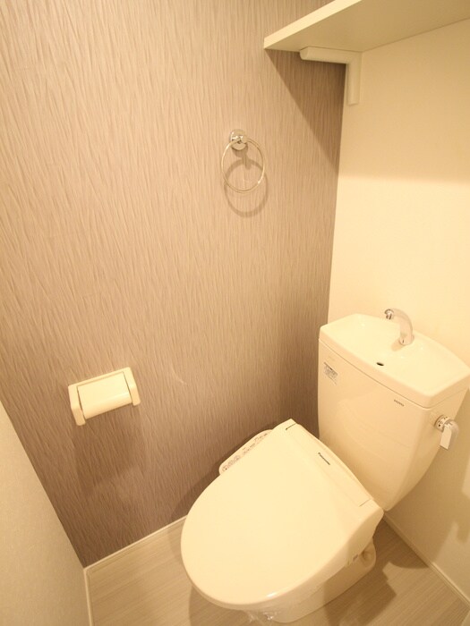 物件内観写真14　(トイレ)