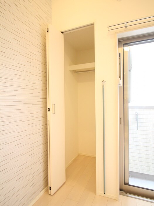 物件内観写真16　(収納)