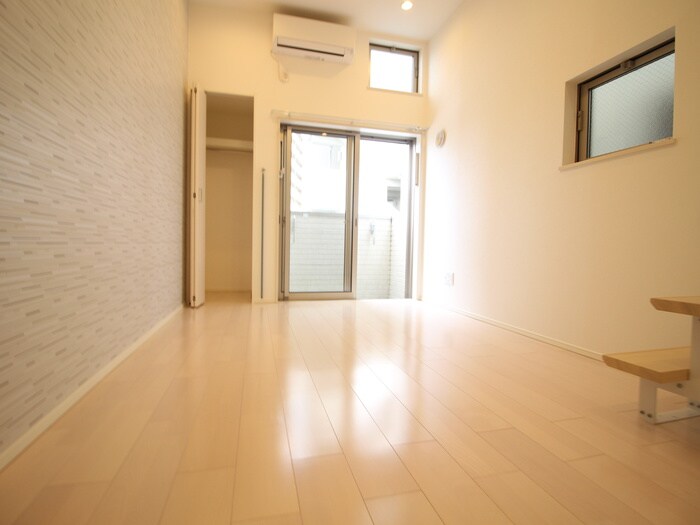 物件内観写真18　(居室)