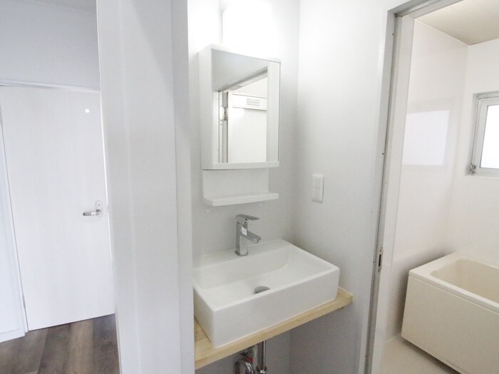 物件内観写真14　(洗面)