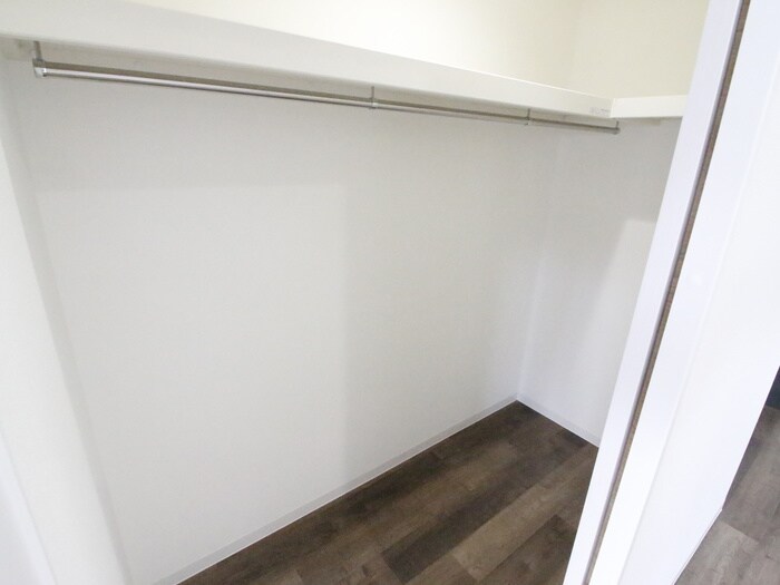 物件内観写真18　(収納)