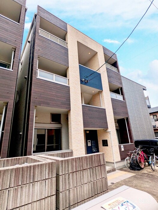 物件外観写真1　(外観写真)