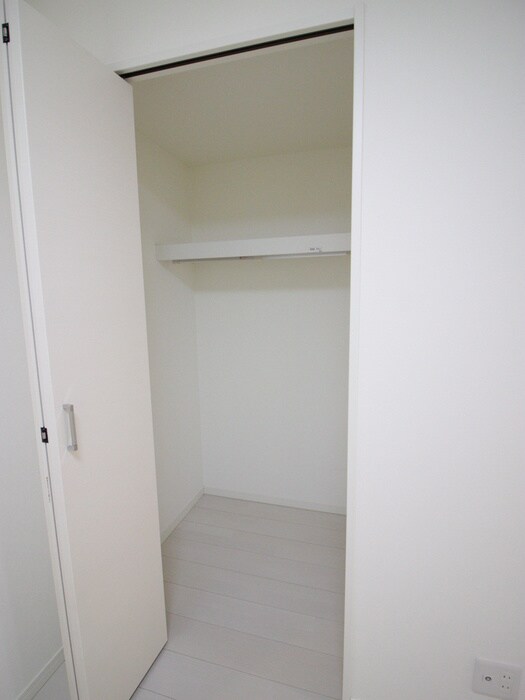 物件内観写真9　(収納)