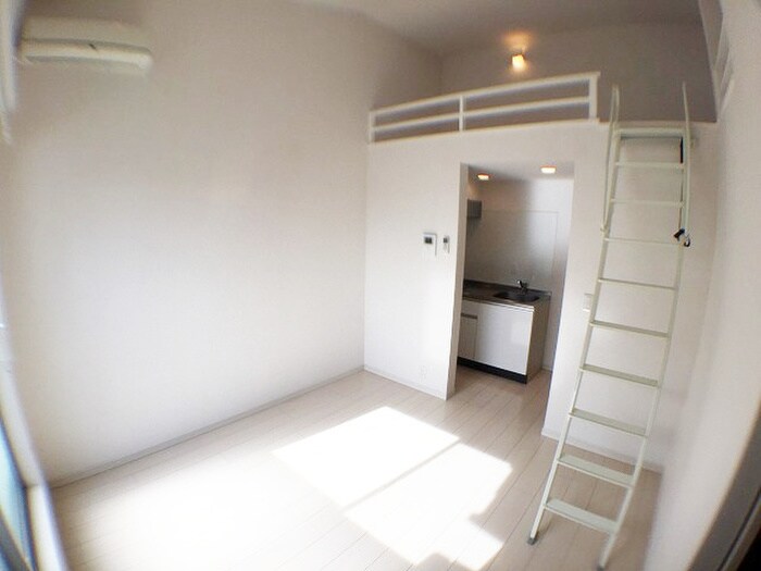 物件内観写真12　(居室)