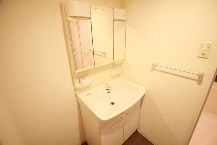 物件内観写真15　(洗面)