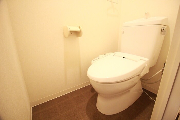 物件内観写真16　(トイレ)
