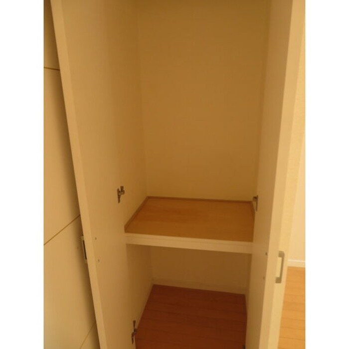 物件内観写真6　(収納)