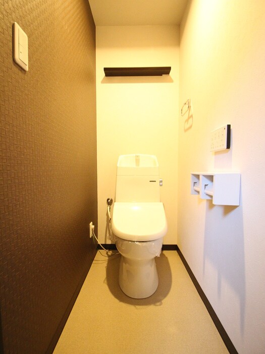 物件内観写真12　(トイレ)