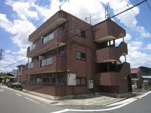 メゾン　デルニエ外観写真