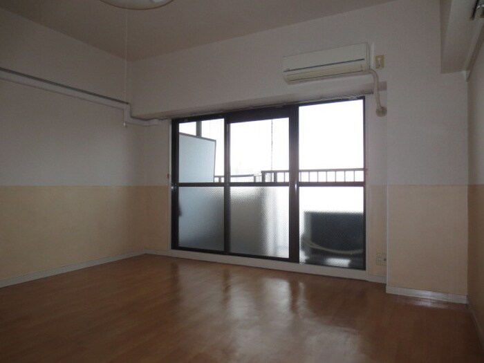 物件内観写真6　(居室)