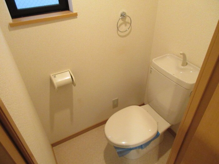 物件内観写真9　(トイレ)