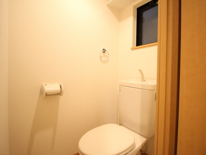 物件内観写真16　(トイレ)