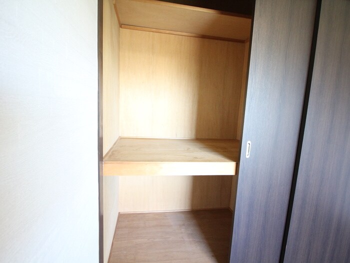 物件内観写真11　(収納)