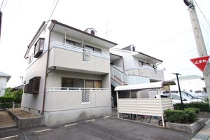 グリ－ンパ－ク藤塚Ａ棟外観写真