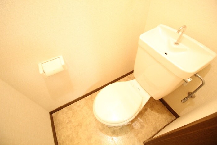 物件内観写真18　(トイレ)